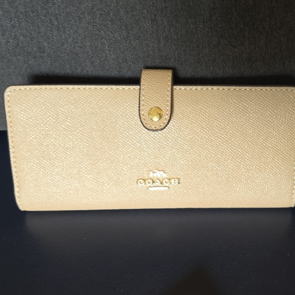 COACH Slim Wallet (NWT) // Color: Taupe